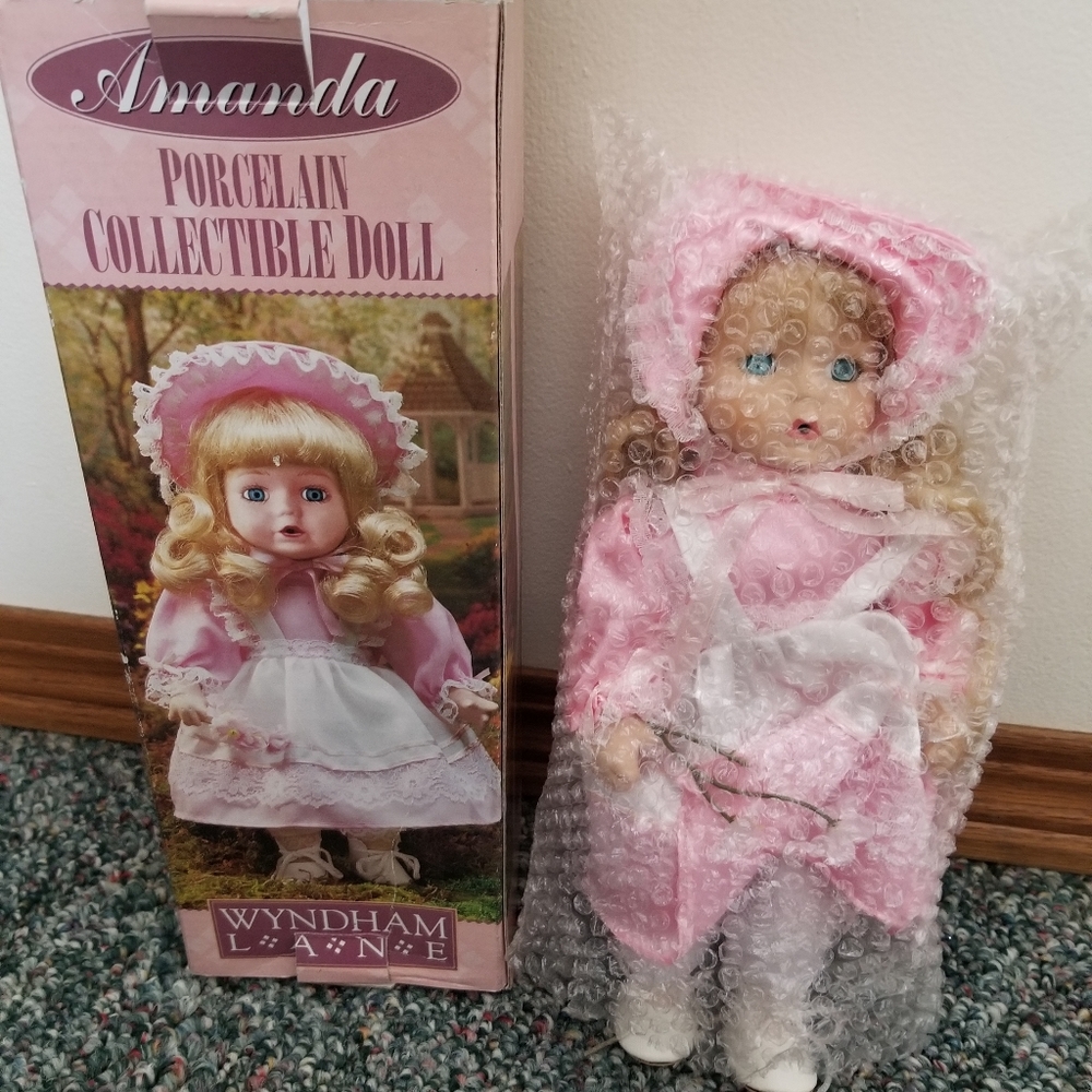 Wyndham Lane Porcelain Amanda Doll